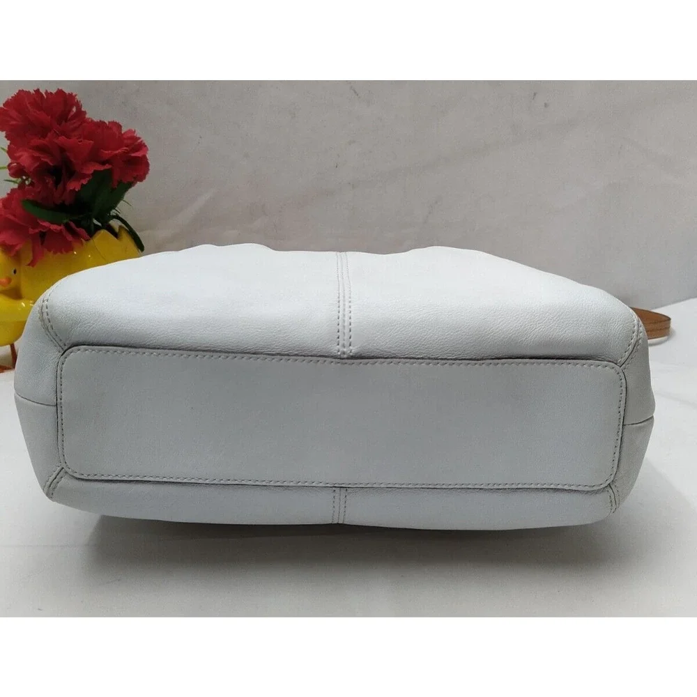 Coach Ashley White Leather Zipper Closure Hobo Crossbody Bag